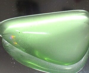 アンダラ#044: 純正シエラ産 超希少サイババグリーン、オールドストック、磨きタンブル、ペンダント型！