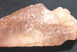 #029: ヒマラヤ産 ピンクアイスクォーツ、ニルヴァナクォーツのAAA逸品クイーン！メロディ女史からのオールドストック！濃い美しいピンク色骸晶！